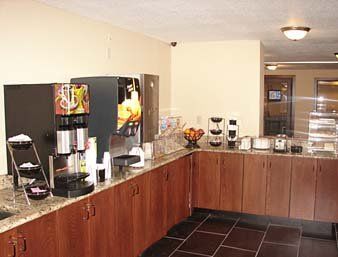 Super 8 By Wyndham Monticello Hotel Restaurant photo
